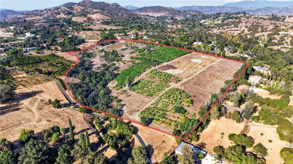 2864 Live Oak Park Fallbrook, CA 92028