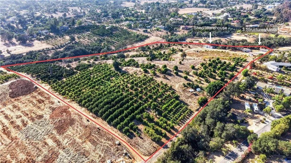 2864 Live Oak Park Fallbrook, CA 92028