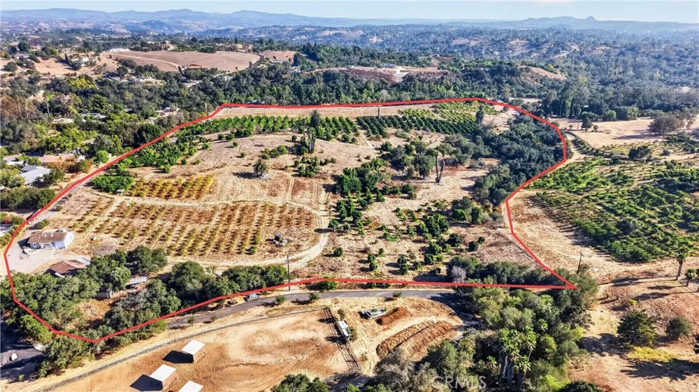 2864 Live Oak Park Fallbrook, CA 92028
