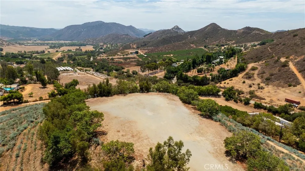 35775 Rice Canyon Fallbrook, CA 92028
