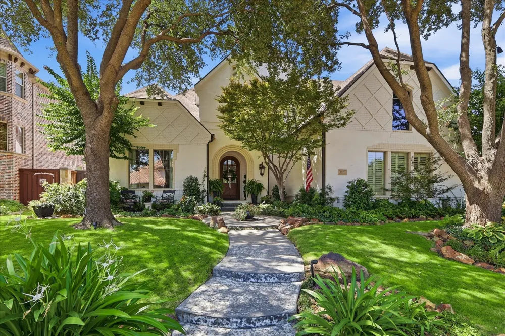 4579 Princess Caroline Court Frisco, TX 75034