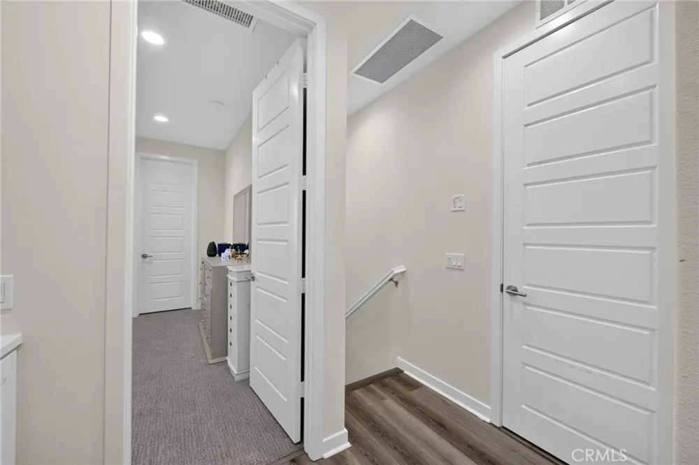 169 Hideaway loop Mission Viejo, CA 92692