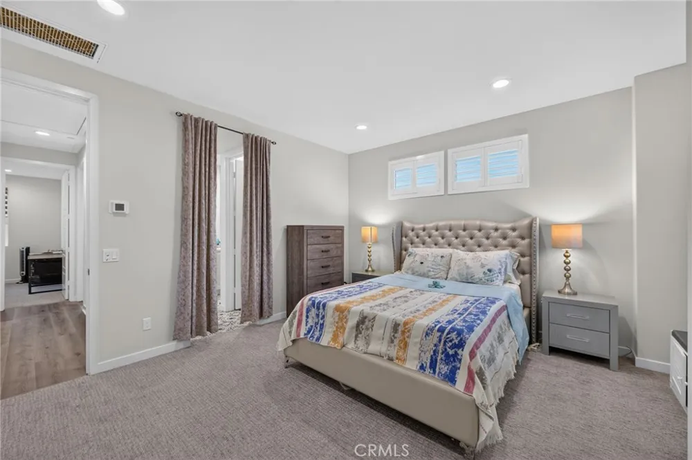 169 Hideaway loop Mission Viejo, CA 92692