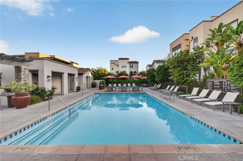 169 Hideaway loop Mission Viejo, CA 92692