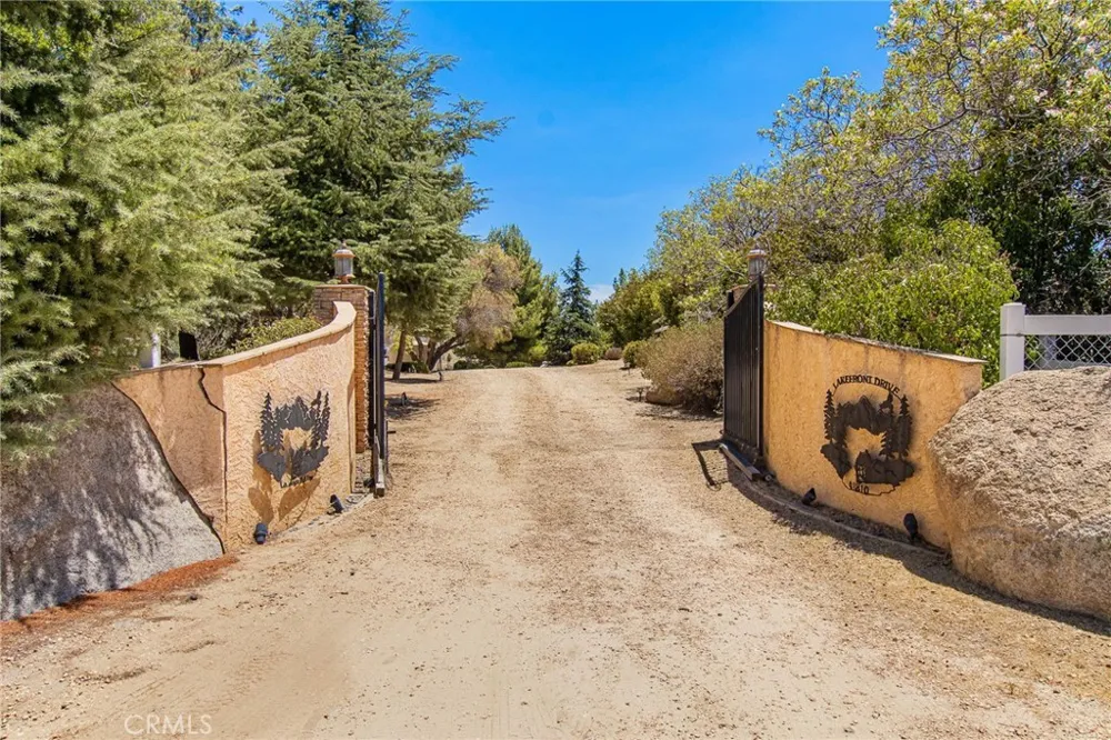 41810 Lakefront Drive Aguanga, CA 92536