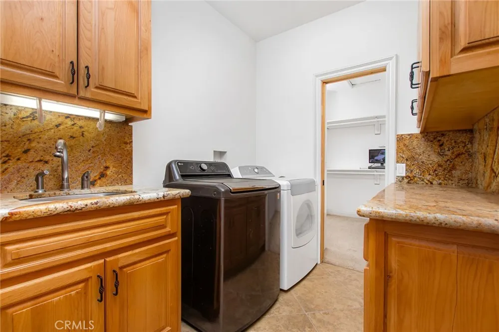 41810 Lakefront Drive Aguanga, CA 92536