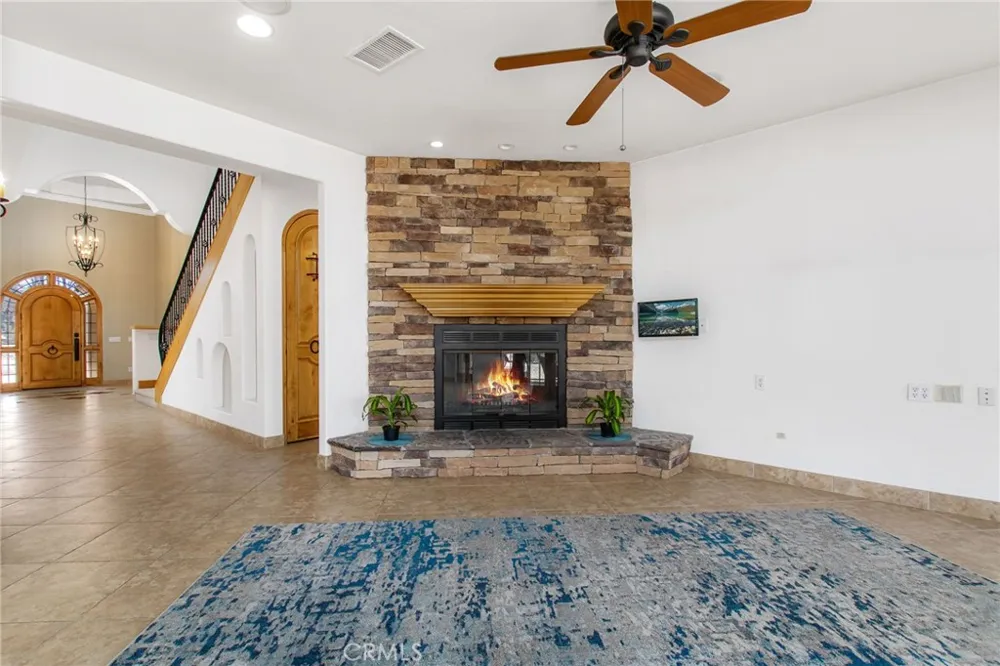 41810 Lakefront Drive Aguanga, CA 92536