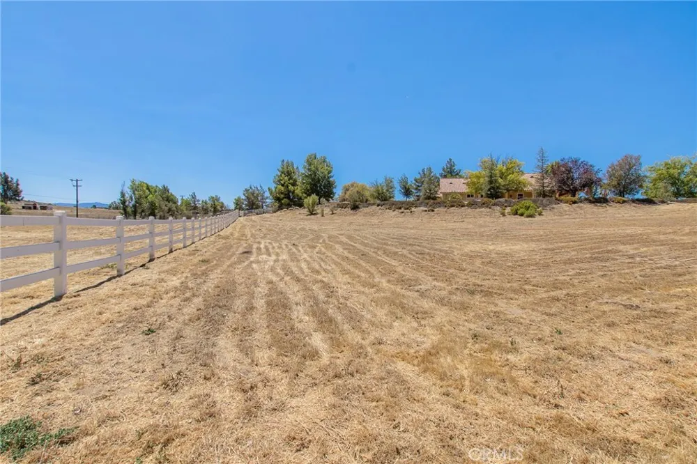 41810 Lakefront Drive Aguanga, CA 92536