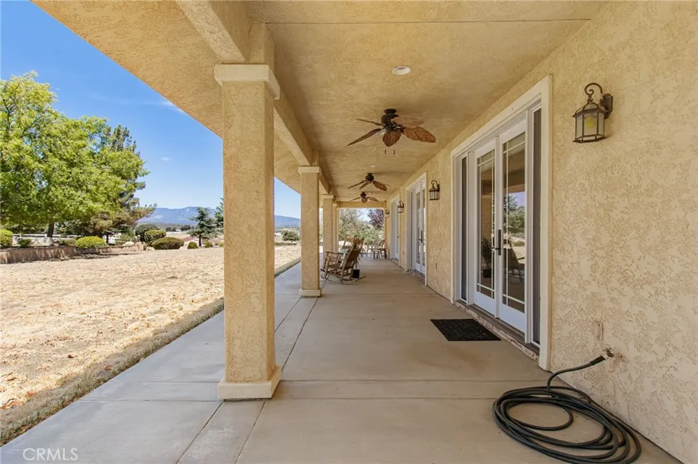 41810 Lakefront Drive Aguanga, CA 92536