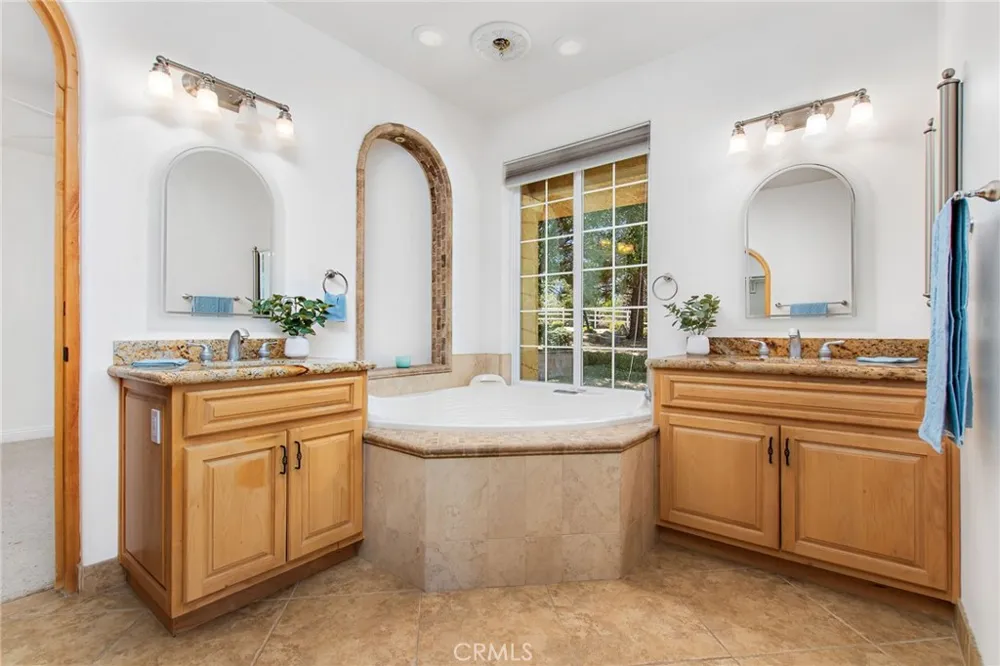 41810 Lakefront Drive Aguanga, CA 92536