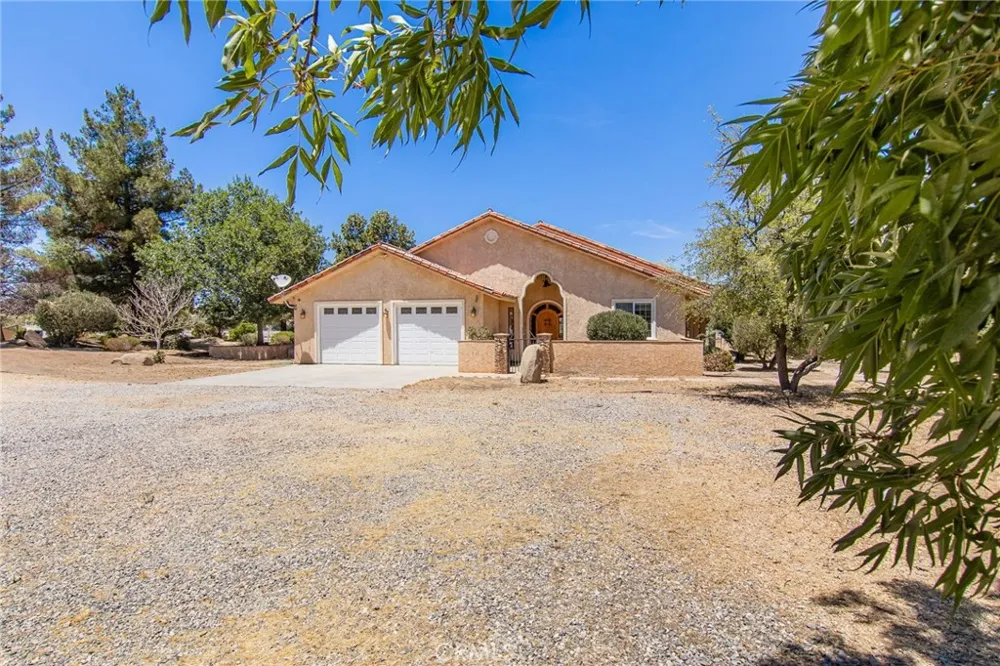 41810 Lakefront Drive Aguanga, CA 92536