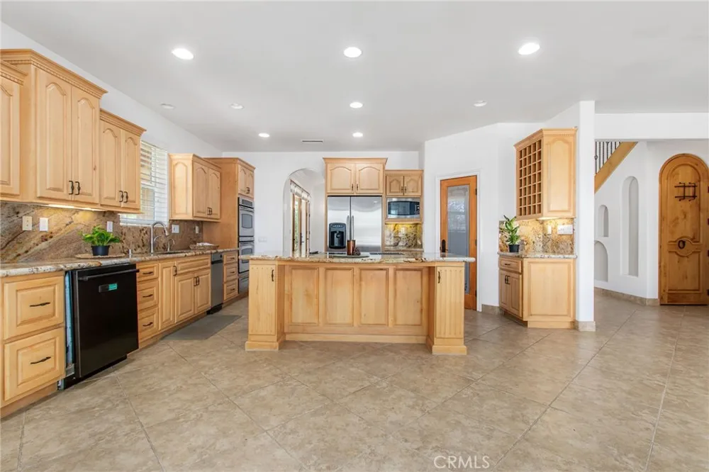 41810 Lakefront Drive Aguanga, CA 92536