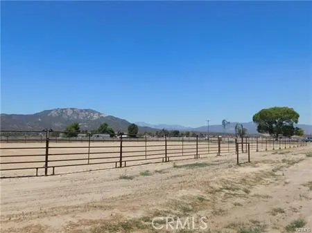 41810 Lakefront Drive Aguanga, CA 92536