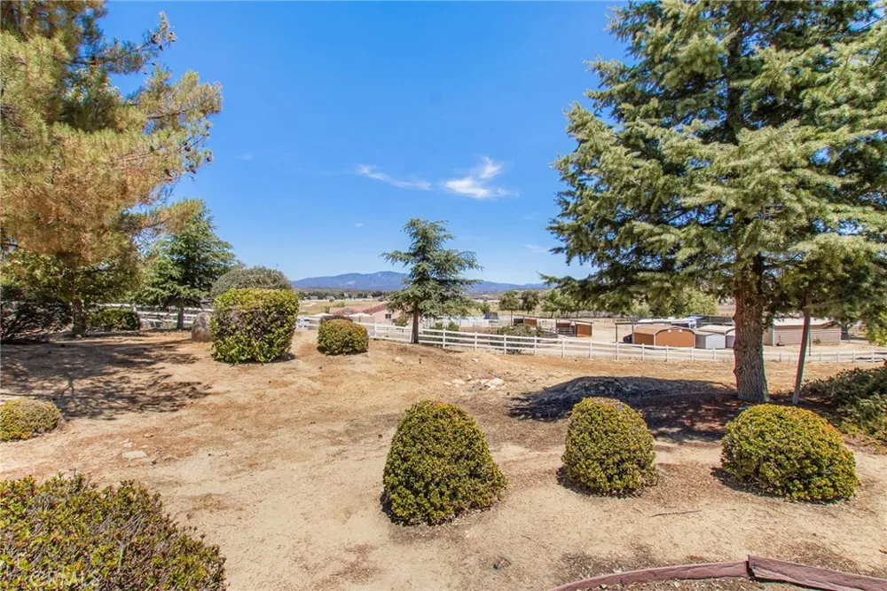 41810 Lakefront Drive Aguanga, CA 92536