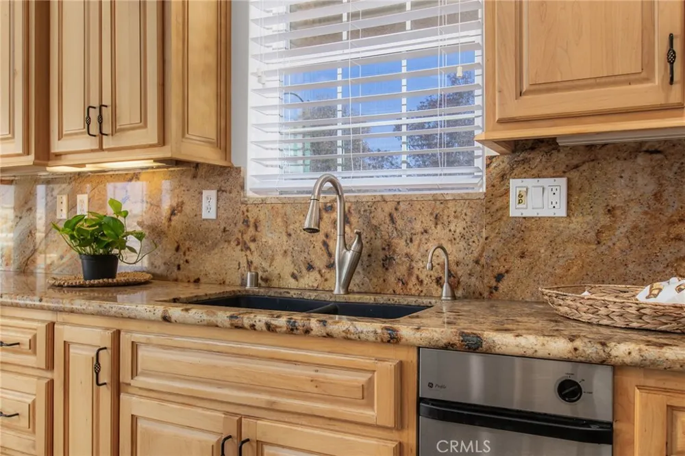 41810 Lakefront Drive Aguanga, CA 92536