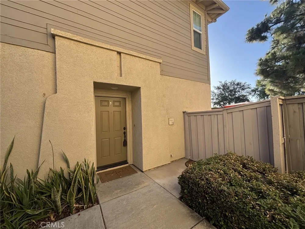 41737 Ridgewalk St. #1 Murrieta, CA 92562