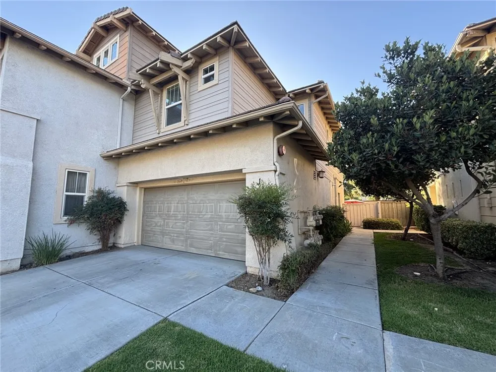 41737 Ridgewalk St. #1 Murrieta, CA 92562