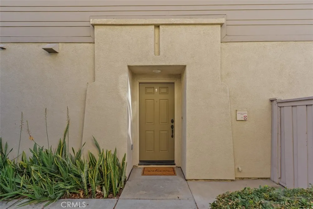41737 Ridgewalk St. #1 Murrieta, CA 92562