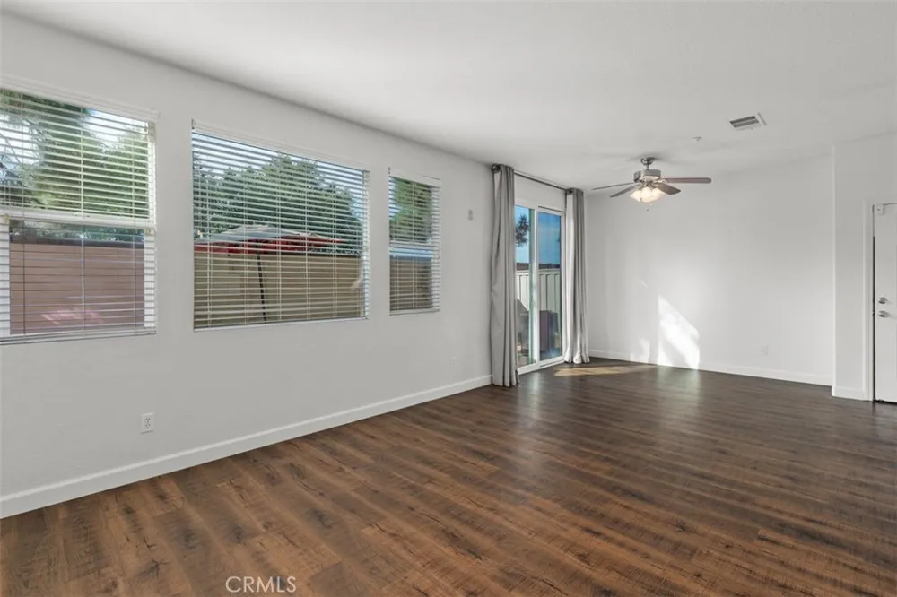 41737 Ridgewalk St. #1 Murrieta, CA 92562