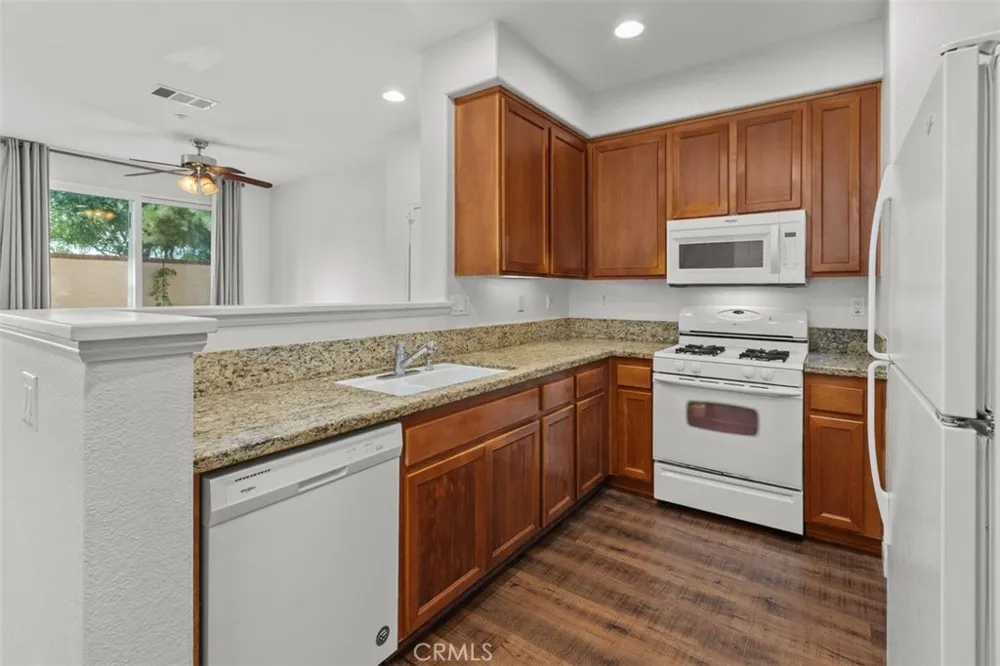 41737 Ridgewalk St. #1 Murrieta, CA 92562