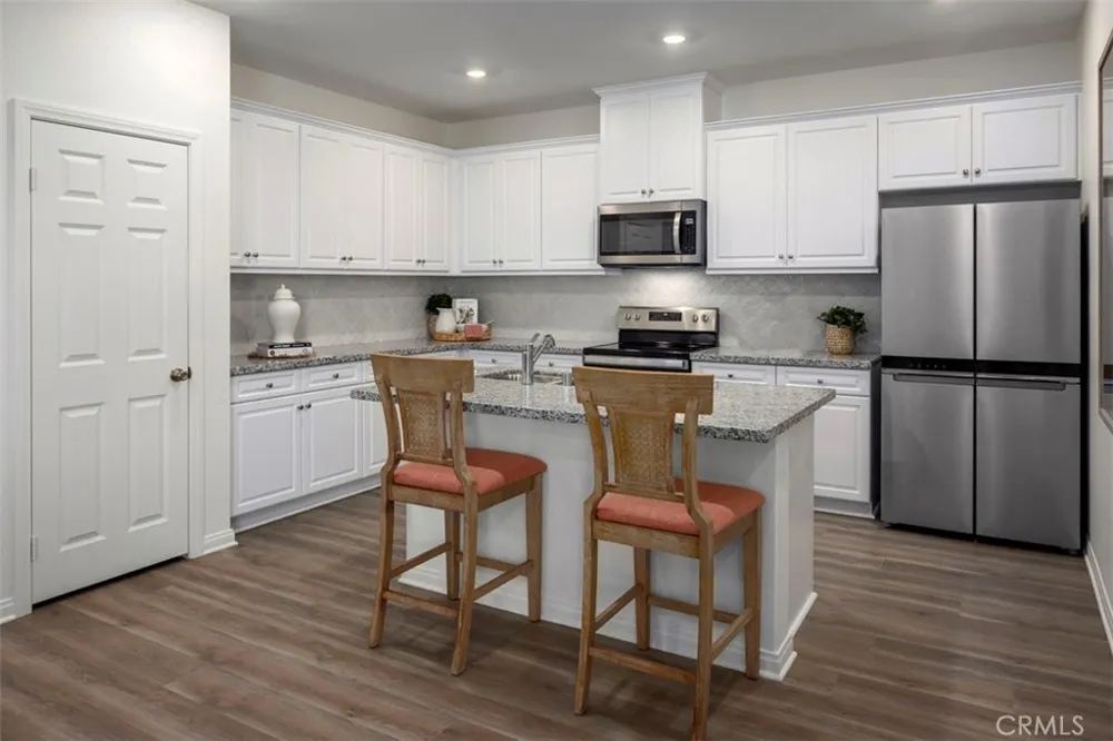 4590 Avellino Place Lake Elsinore, CA 92530