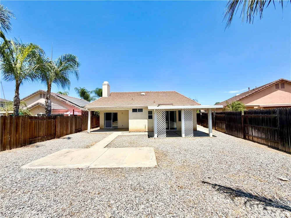 27071 School Park Drive Menifee, CA 92584