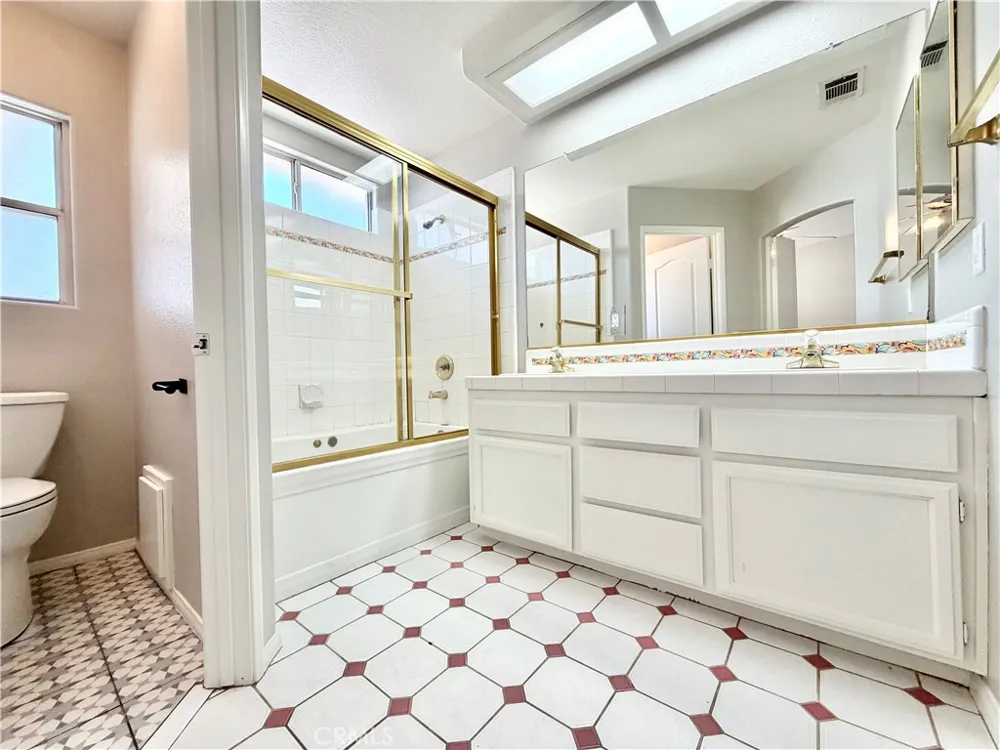 27071 School Park Drive Menifee, CA 92584