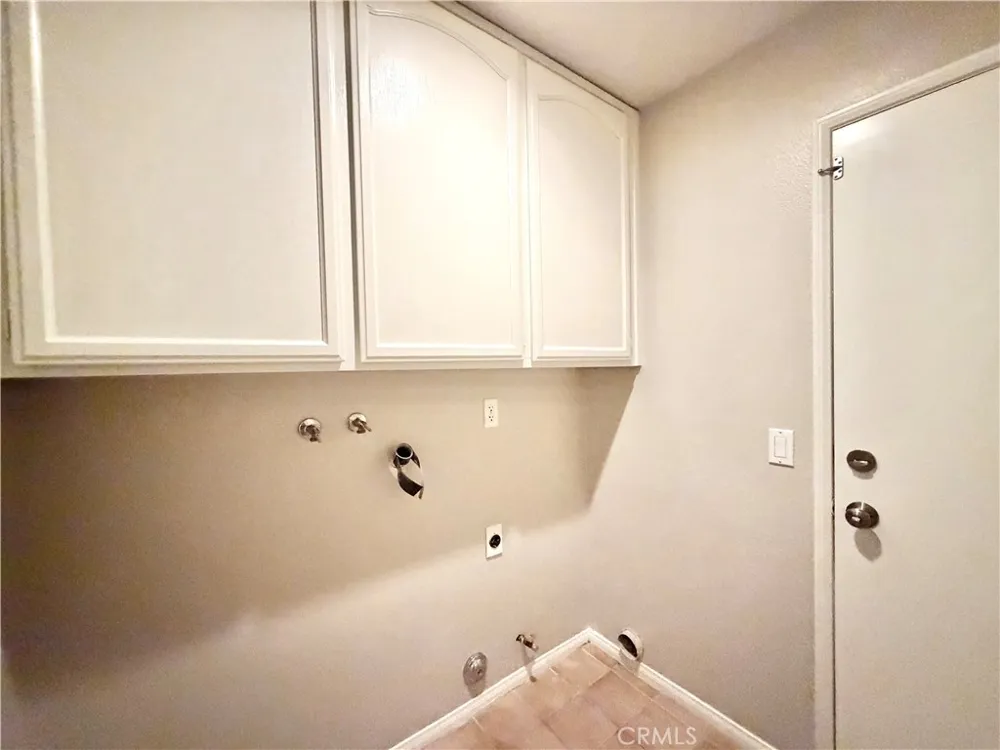 27071 School Park Drive Menifee, CA 92584