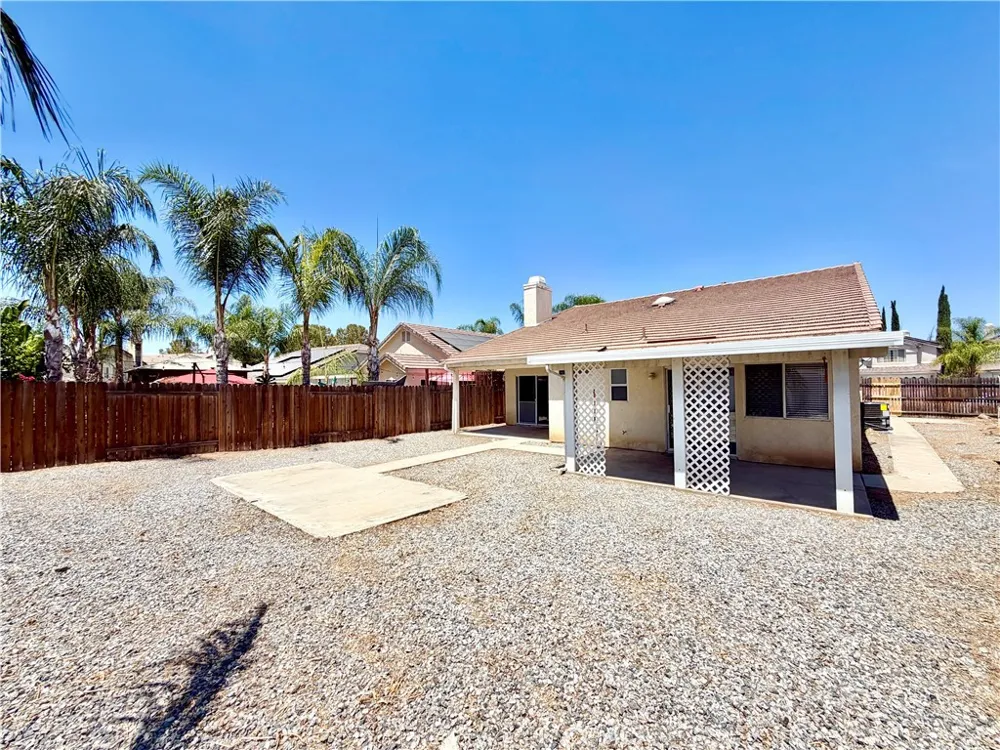 27071 School Park Drive Menifee, CA 92584
