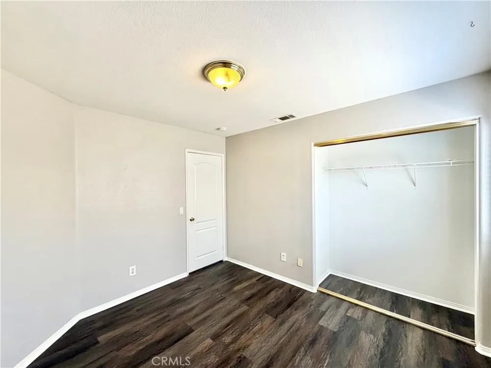 27071 School Park Drive Menifee, CA 92584