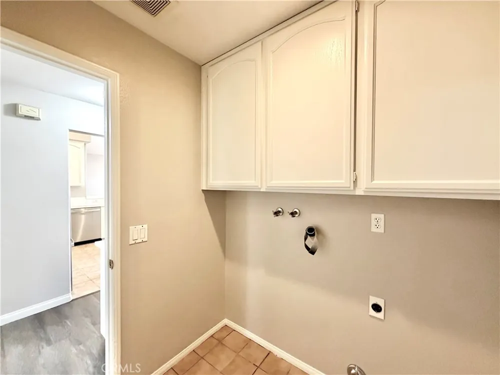 27071 School Park Drive Menifee, CA 92584