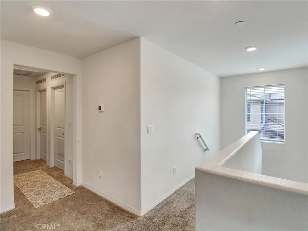 2497 Gunner Ridge Rialto, CA 92377