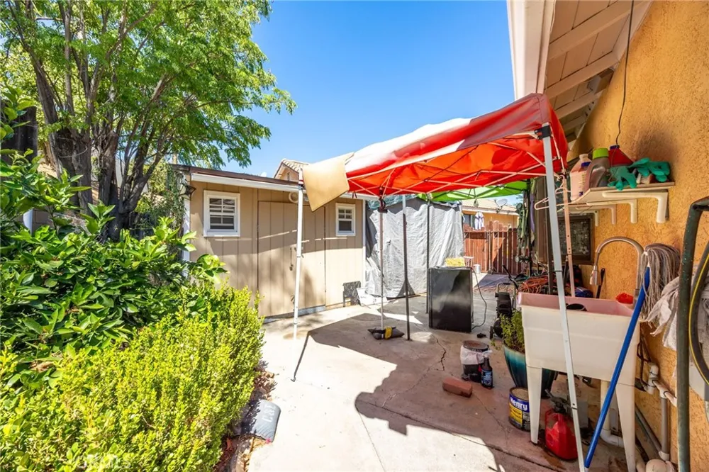 28300 Calle Gaviota Sun City, CA 92586