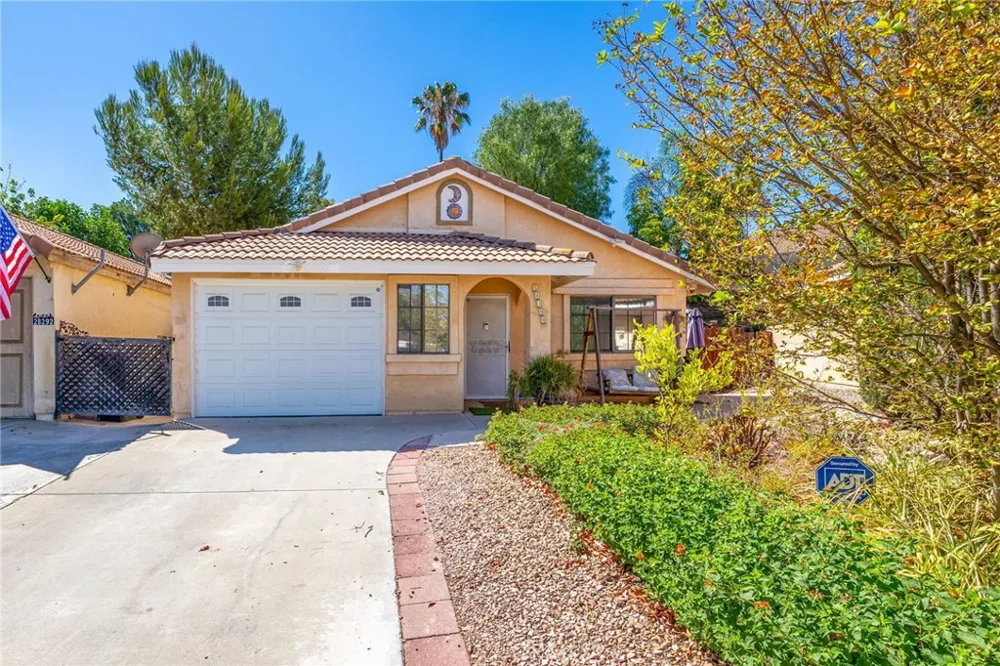 28300 Calle Gaviota Sun City, CA 92586