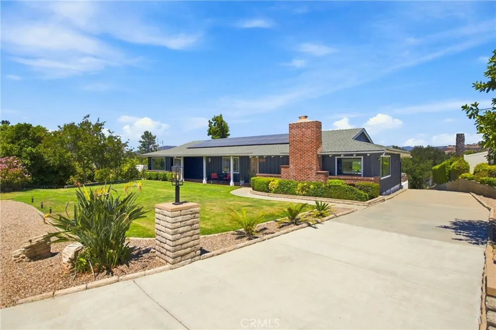 1019 Riverview Drive Fallbrook, CA 92028