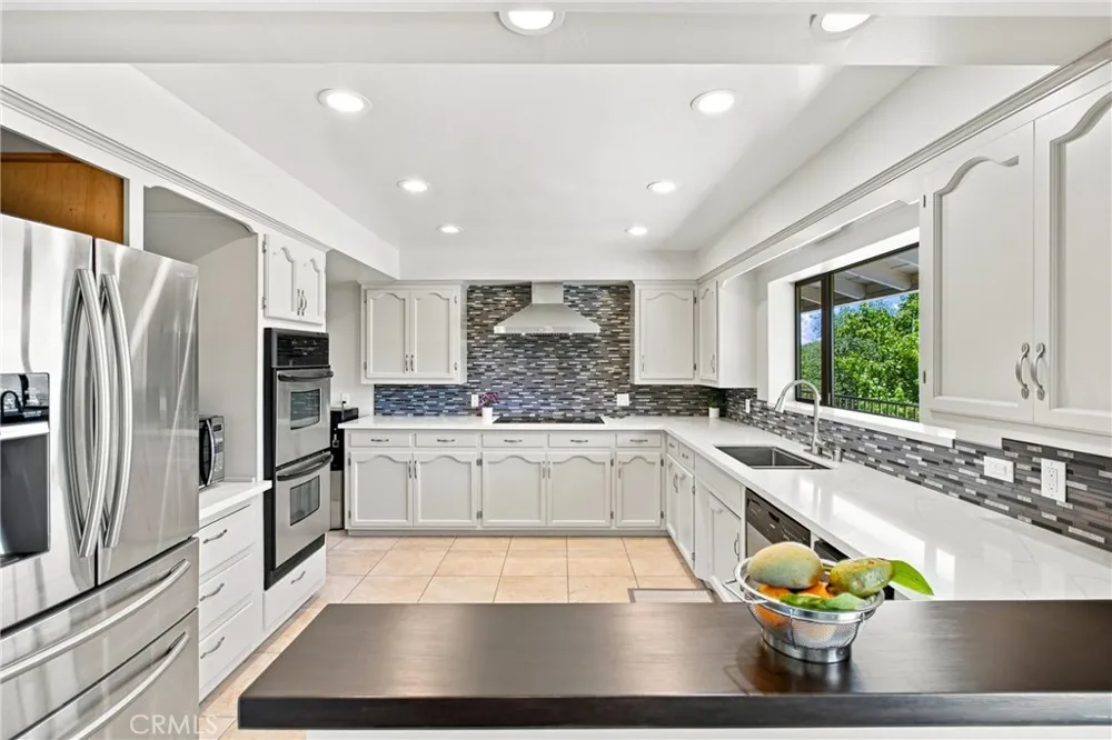 1019 Riverview Drive Fallbrook, CA 92028