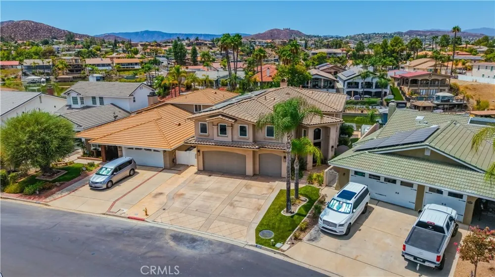 30141 Cove View Street Canyon Lake, CA 92587