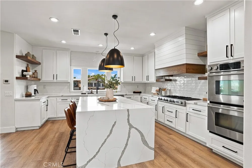 30141 Cove View Street Canyon Lake, CA 92587