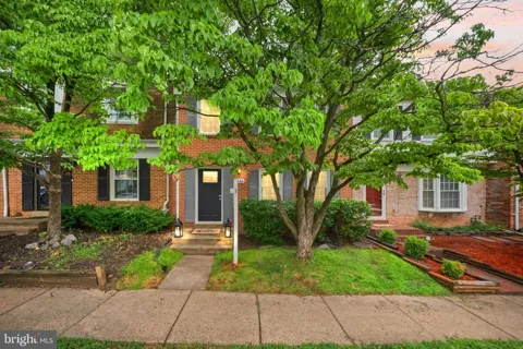 5546 KENDRICK LANE