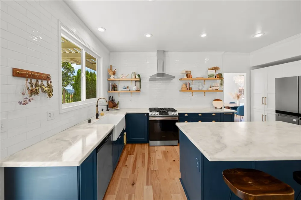 25701 Palermo Court Murrieta, CA 92563