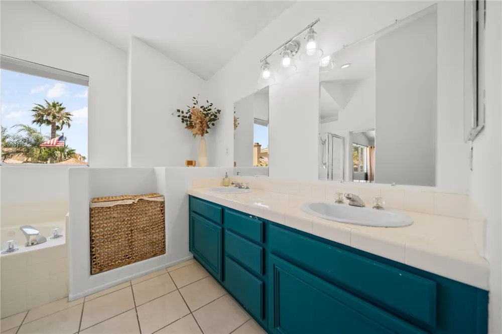 25701 Palermo Court Murrieta, CA 92563