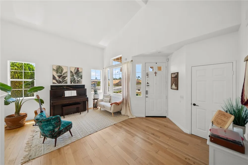 25701 Palermo Court Murrieta, CA 92563