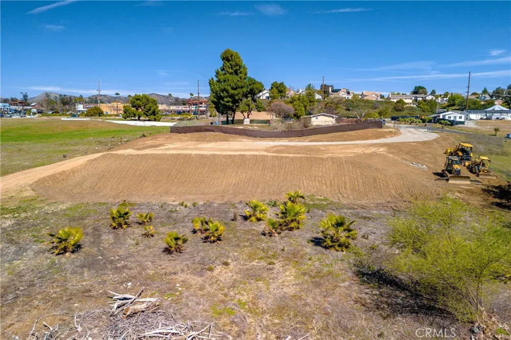 Corduroy Wildomar, CA 92595