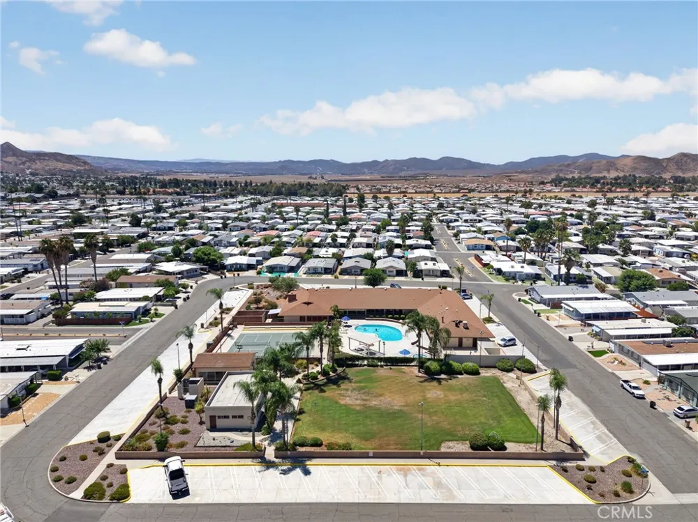 821 San Luis Hemet, CA 92543