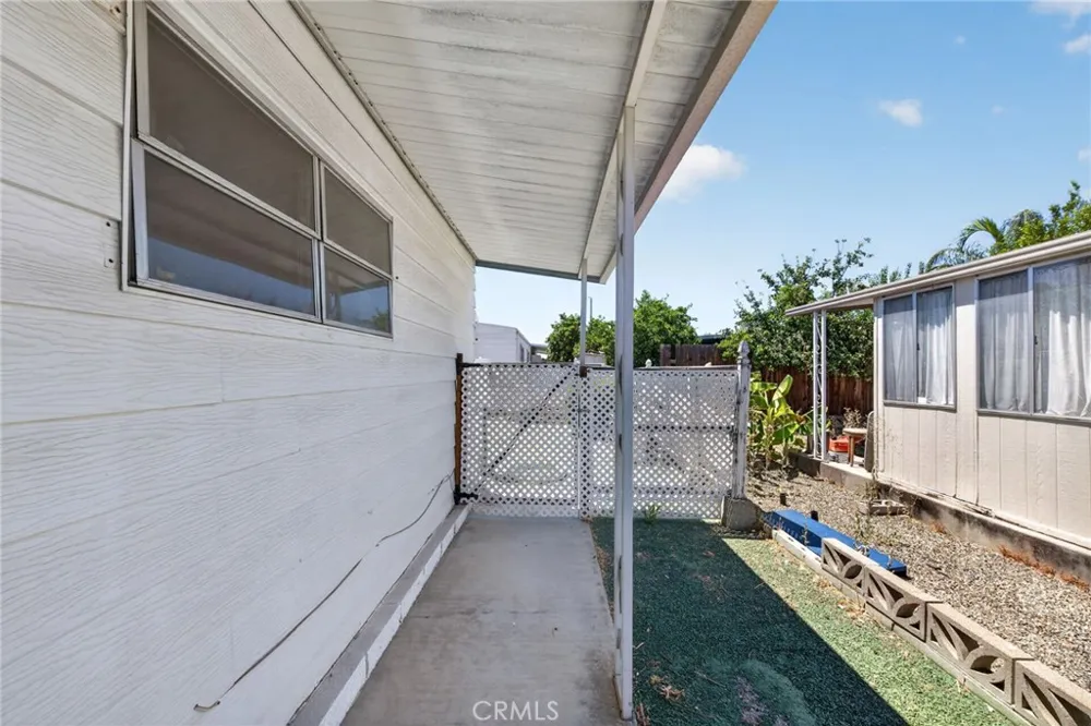 821 San Luis Hemet, CA 92543