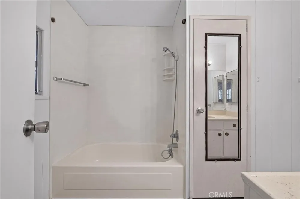 821 San Luis Hemet, CA 92543