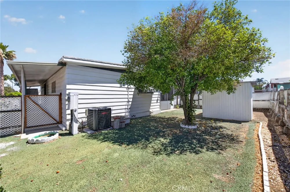 821 San Luis Hemet, CA 92543
