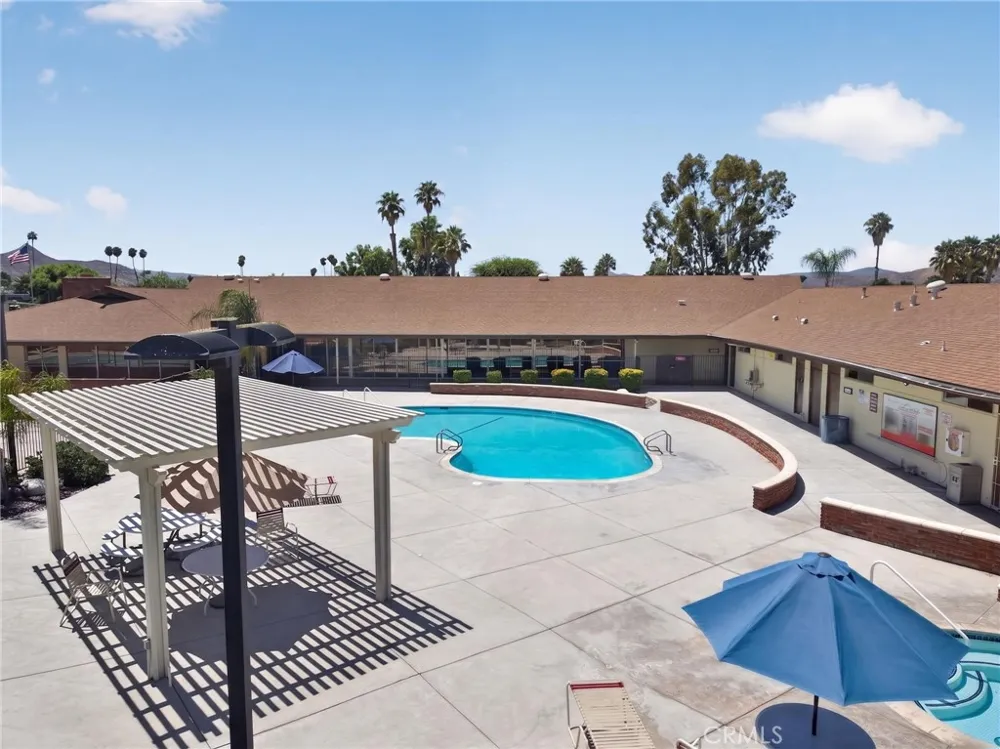 821 San Luis Hemet, CA 92543