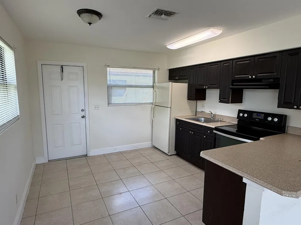 2820 Avenue S #A1 Riviera Beach, FL 33404