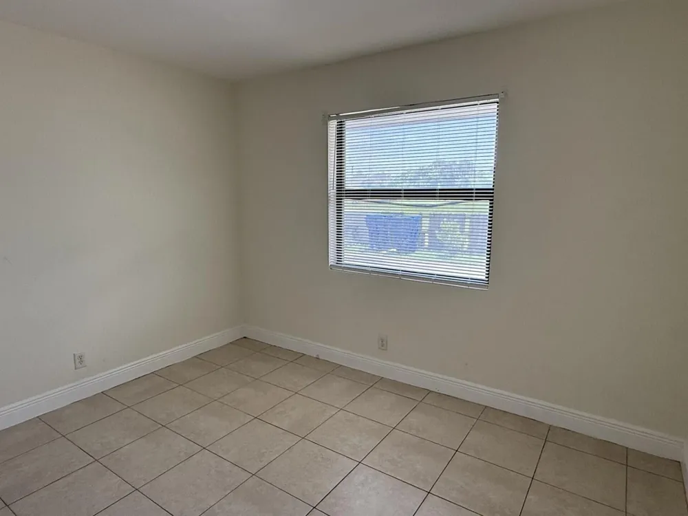 2820 Avenue S #A1 Riviera Beach, FL 33404